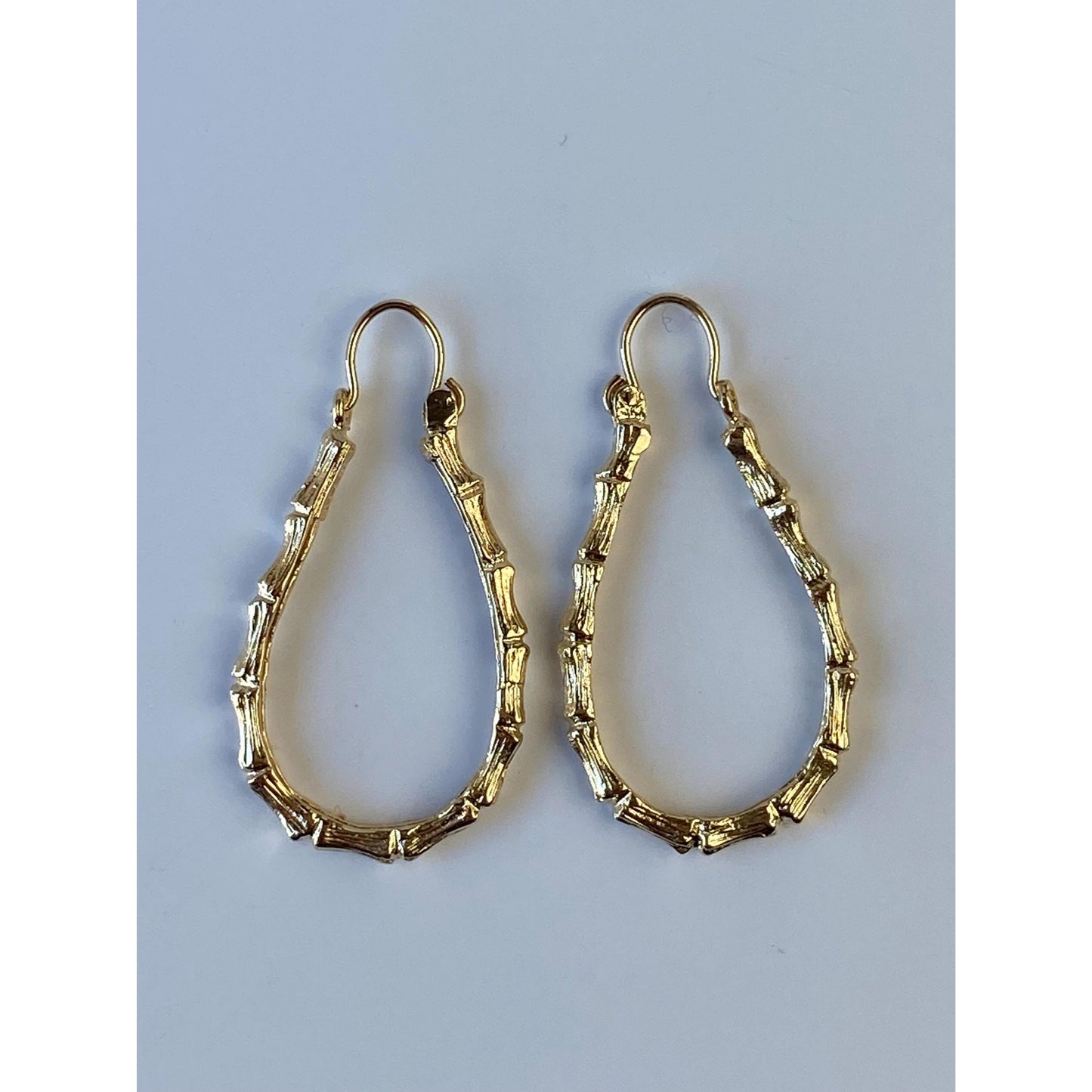 Vintage Solid 14k Yellow Gold Bamboo Teardrop Hoop Earrings