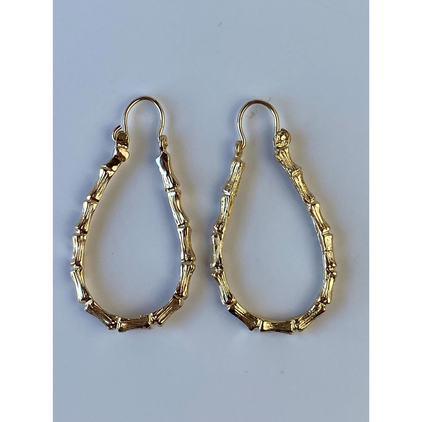 Vintage Solid 14k Yellow Gold Bamboo Teardrop Hoop Earrings