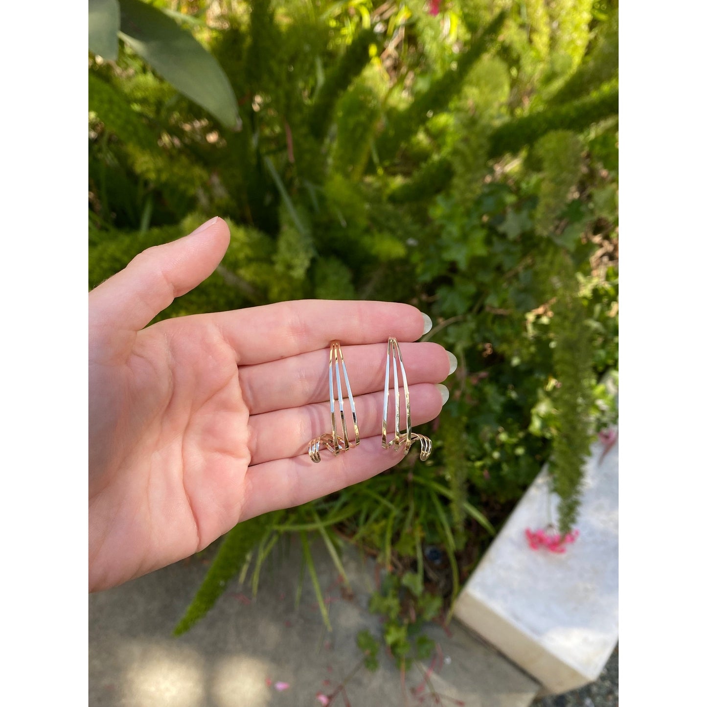 Vintage Solid 14k Yellow Gold Spiral Stud Earrings