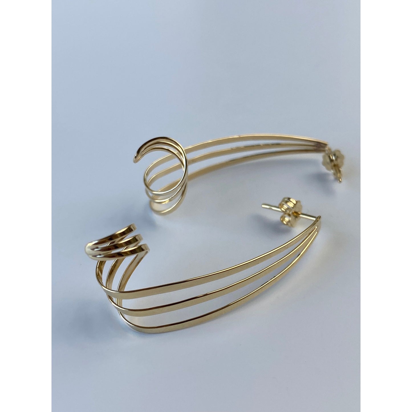 Vintage Solid 14k Yellow Gold Spiral Stud Earrings