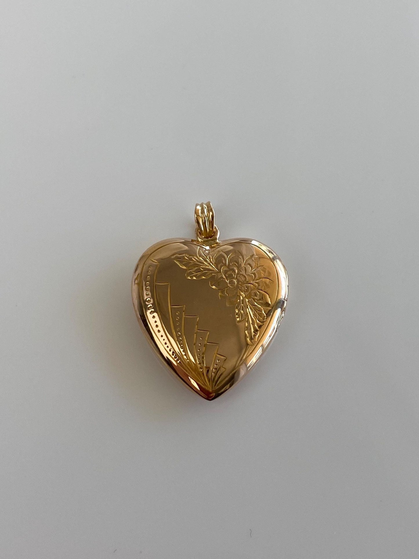 Vintage Solid 14k Rosey Gold Engraved Floral Heart Locket Charm