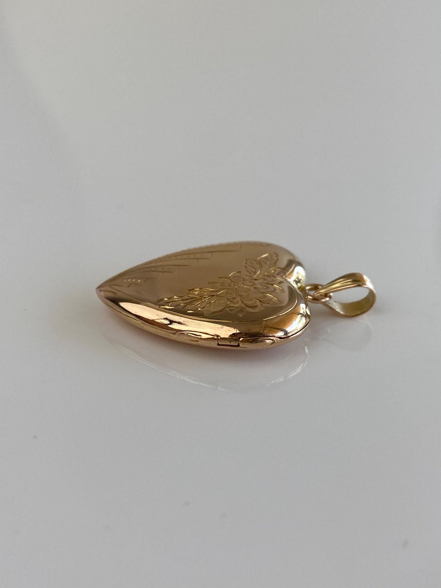 Vintage Solid 14k Rosey Gold Engraved Floral Heart Locket Charm