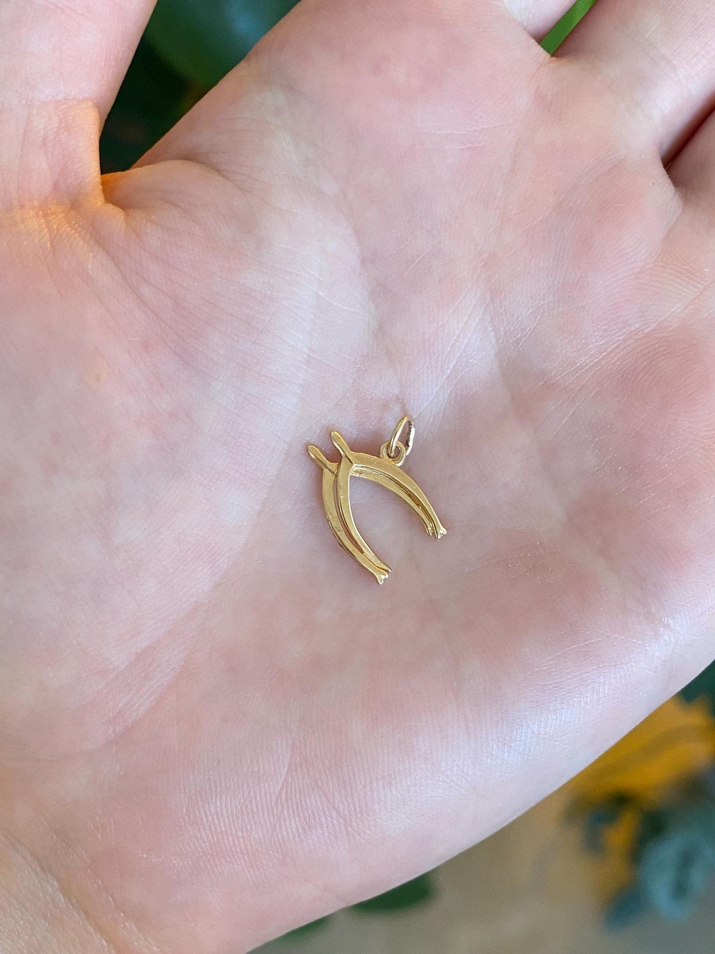 Vintage 10k Yellow Gold Double Wishbone Charm