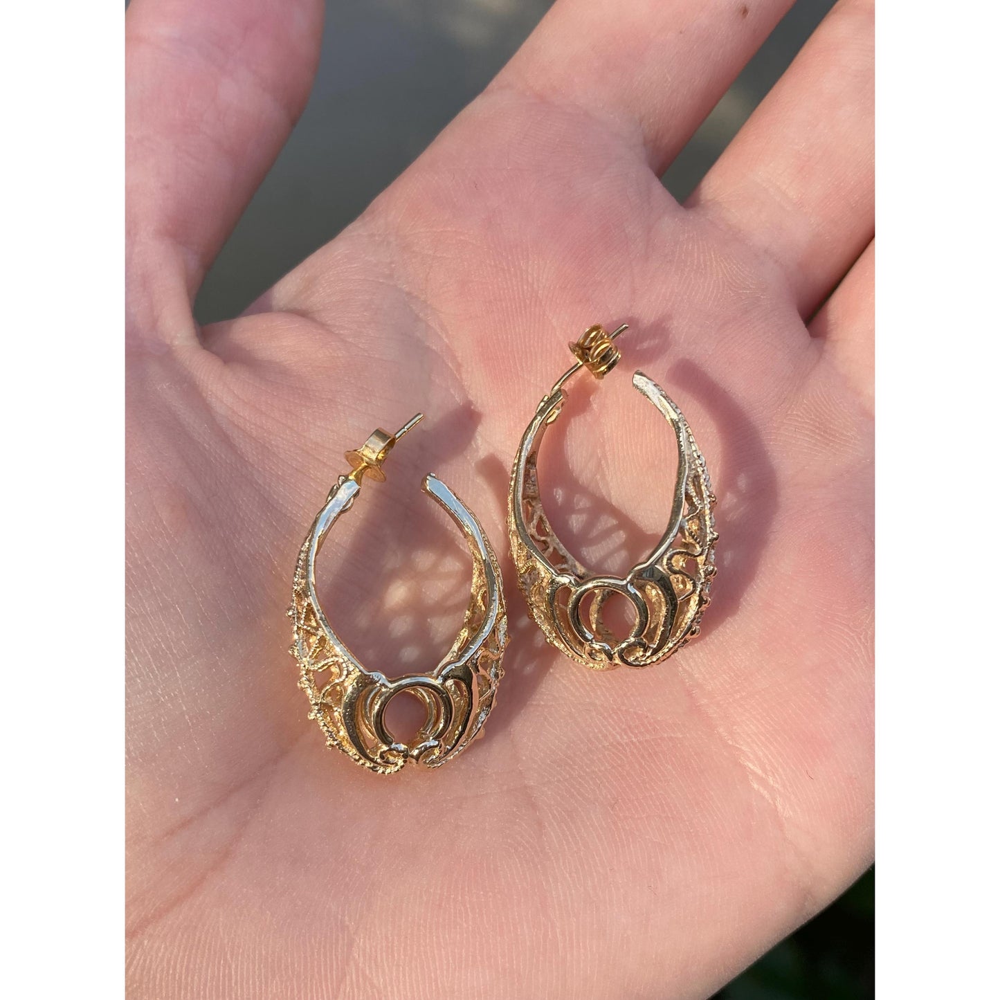 Vintage 10k Yellow Gold Open Filigree Work Basket Hoop Earrings