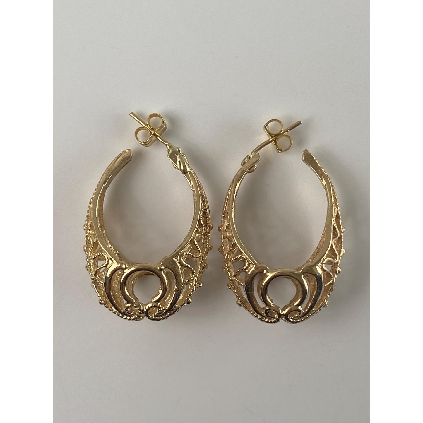 Vintage 10k Yellow Gold Open Filigree Work Basket Hoop Earrings