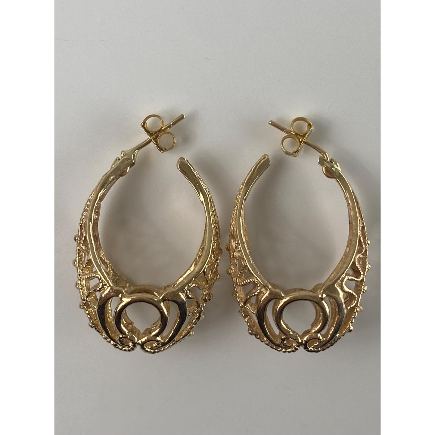 Vintage 10k Yellow Gold Open Filigree Work Basket Hoop Earrings