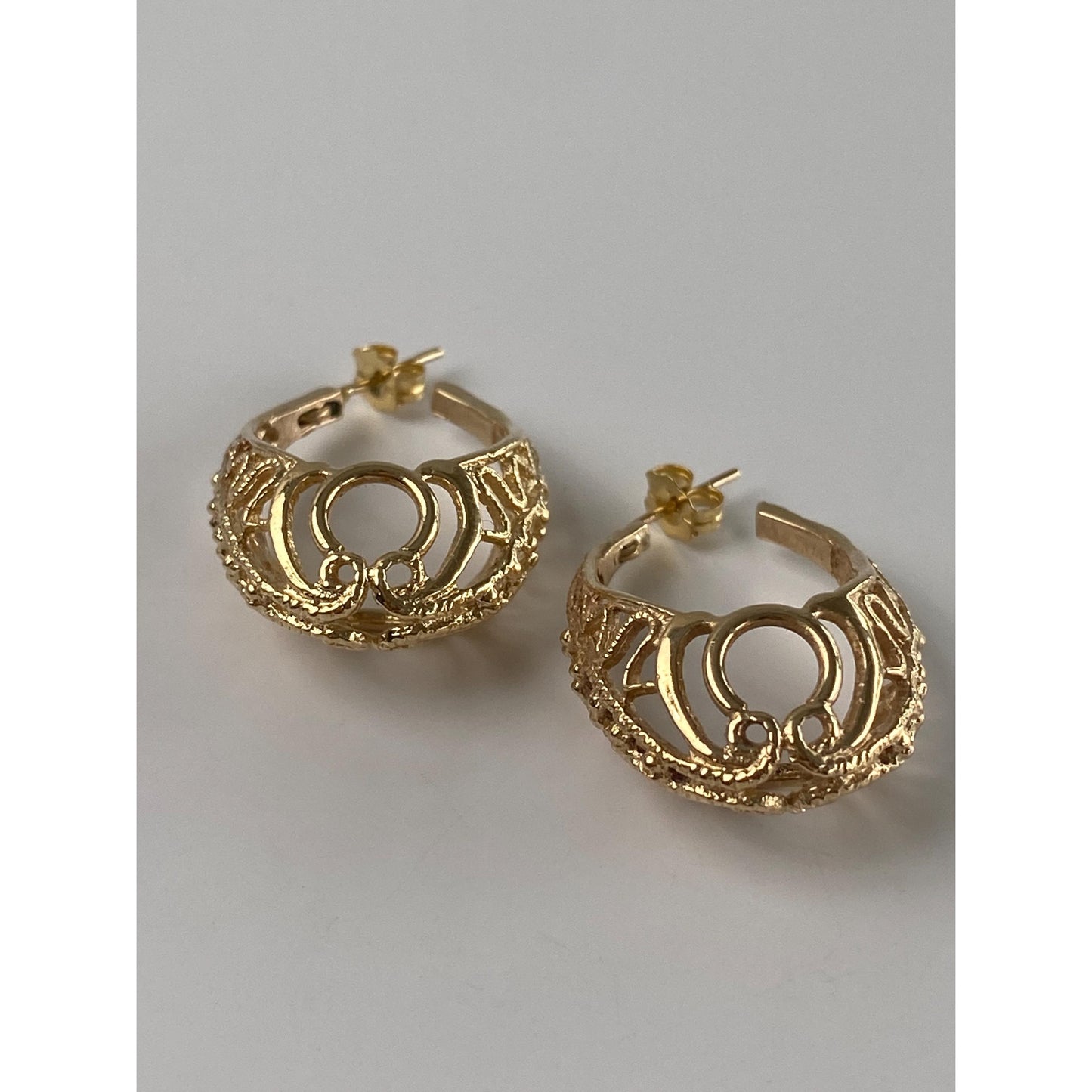 Vintage 10k Yellow Gold Open Filigree Work Basket Hoop Earrings