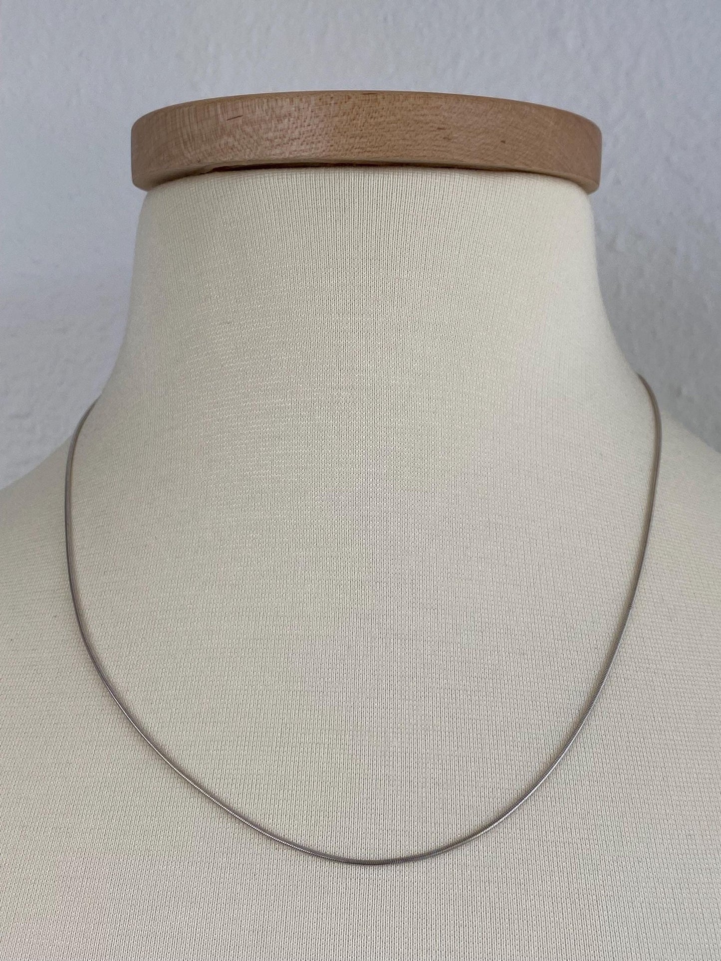 Vintage Solid 14k White Gold Snake Chain Necklace - 20 inches