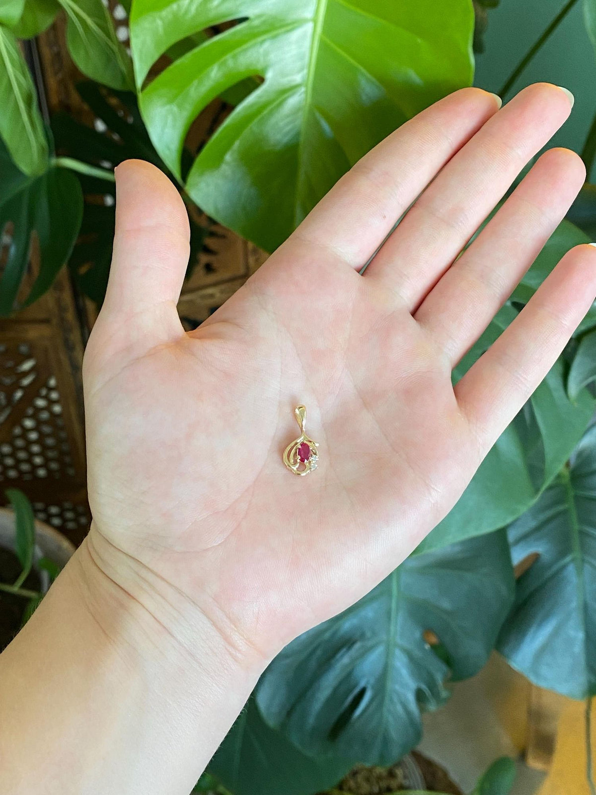 Vintage Solid 14k Yellow Gold Ruby Diamonds Charm