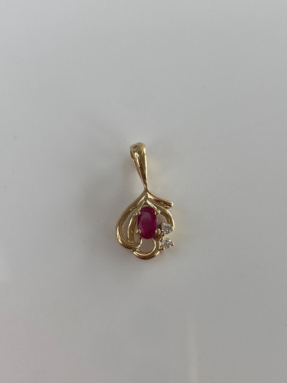 Vintage Solid 14k Yellow Gold Ruby Diamonds Charm