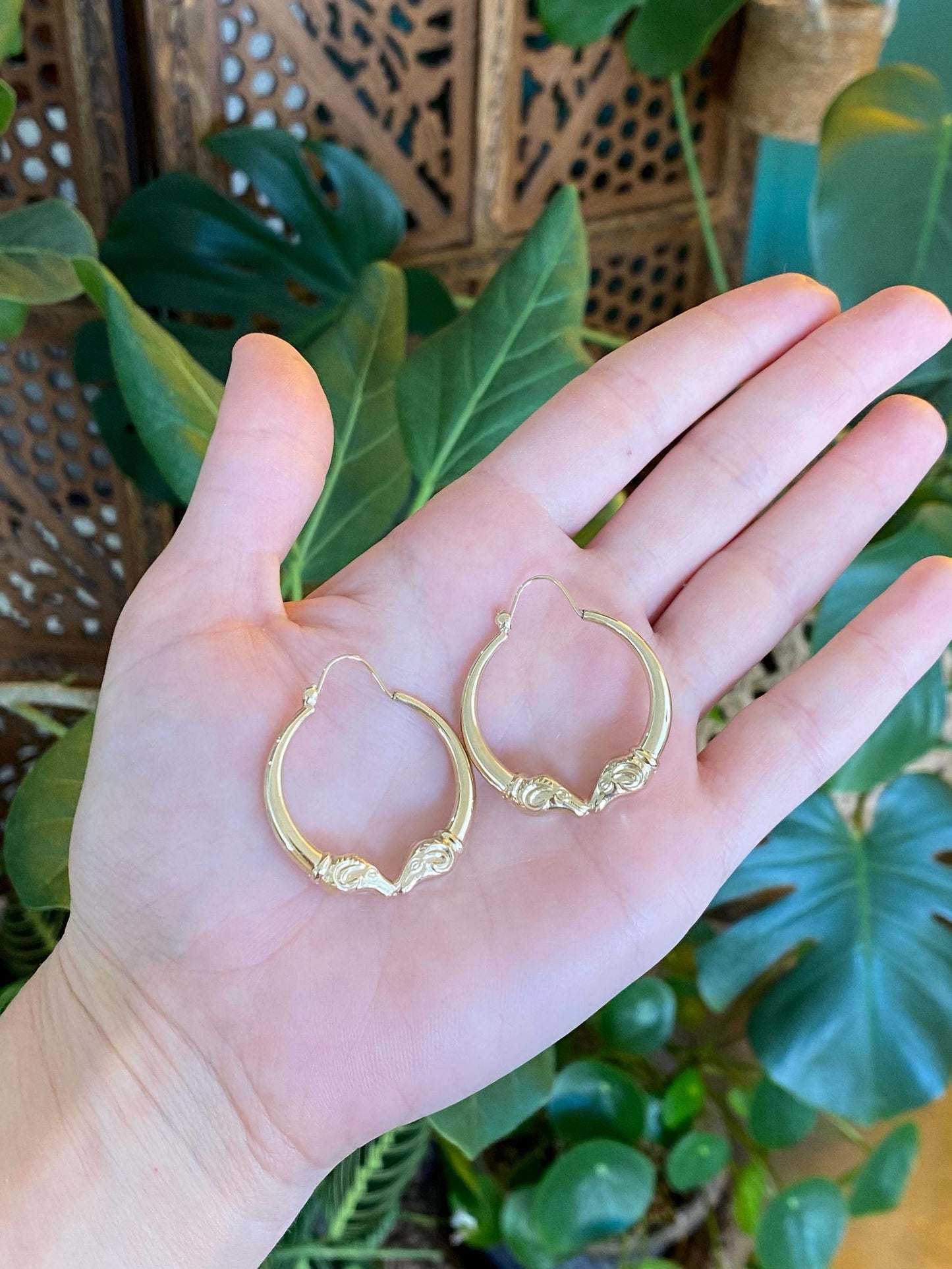 Vintage 14k Yellow Gold Ram Hoop Earrings