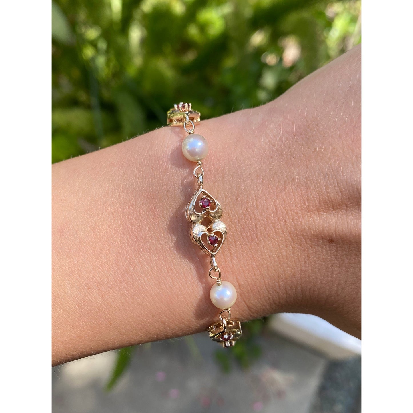 Vintage Solid 14k Yellow Gold Pearl & Red Cubic Zirconia Heart Link Bracelet - 8.25 inches