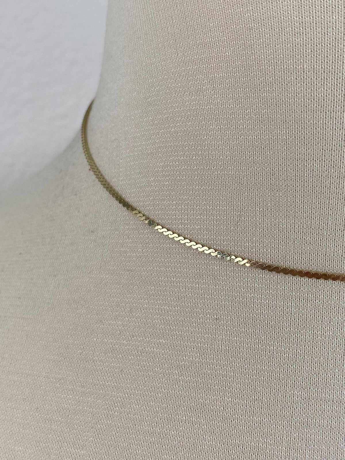 Vintage Solid 14k Yellow Gold Serpentine Chain Necklace - 15 inches
