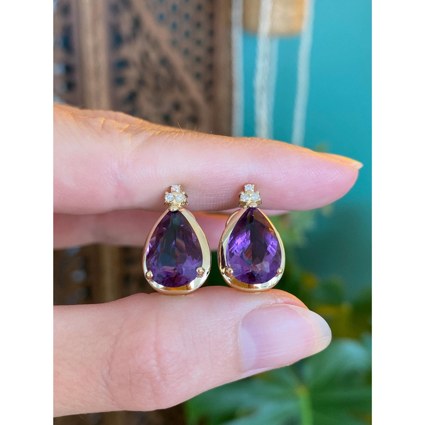 Vintage Solid 14k Yellow Gold Diamond Amethyst Stud Earrings
