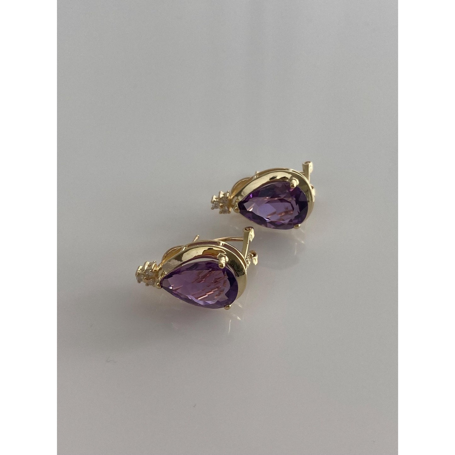 Vintage Solid 14k Yellow Gold Diamond Amethyst Stud Earrings