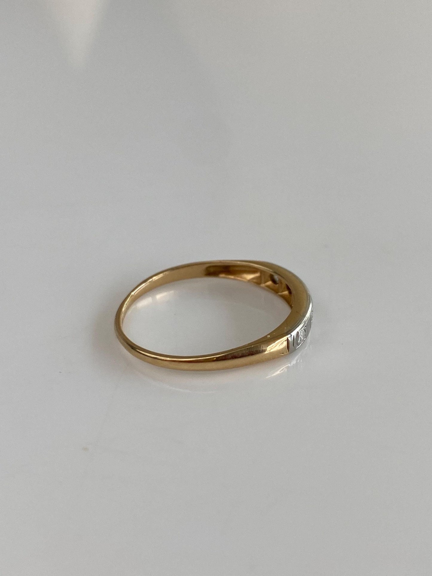Vintage Solid 14k White & Yellow Gold Clear Sapphire Ring - Size 7.75
