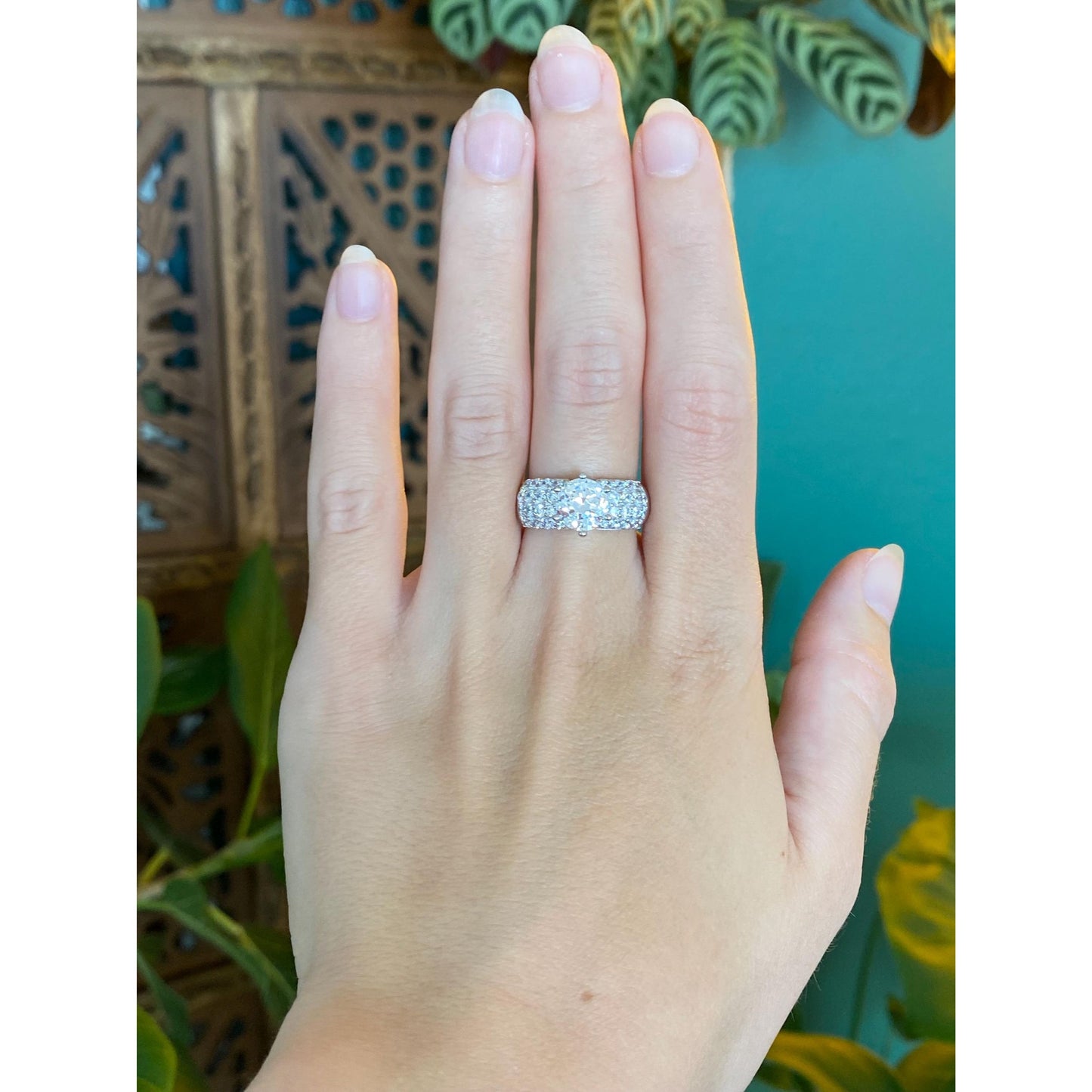 Solid 14k White Gold Cubic Zirconia Ring - Size 6.75