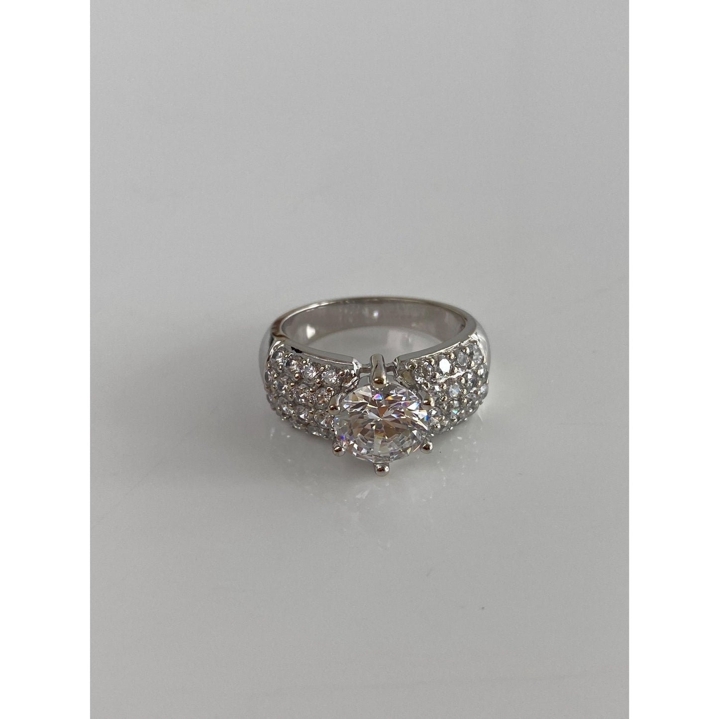 Solid 14k White Gold Cubic Zirconia Ring - Size 6.75