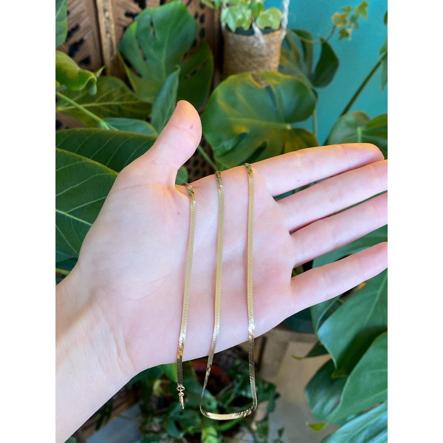 Vintage Solid 14k Yellow Gold Herringbone Chain Necklace - 30 inches