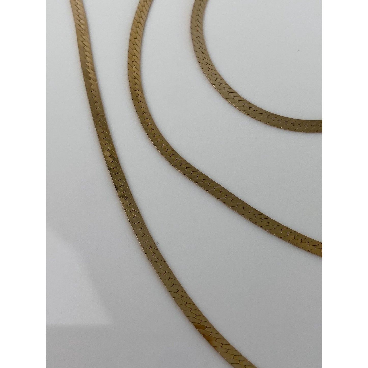 Vintage Solid 14k Yellow Gold Herringbone Chain Necklace - 30 inches