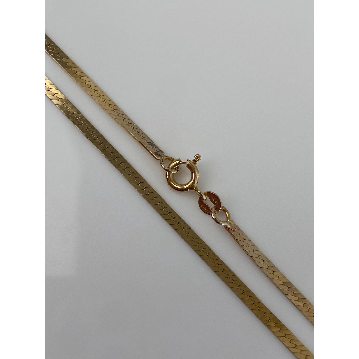 Vintage Solid 14k Yellow Gold Herringbone Chain Necklace - 30 inches