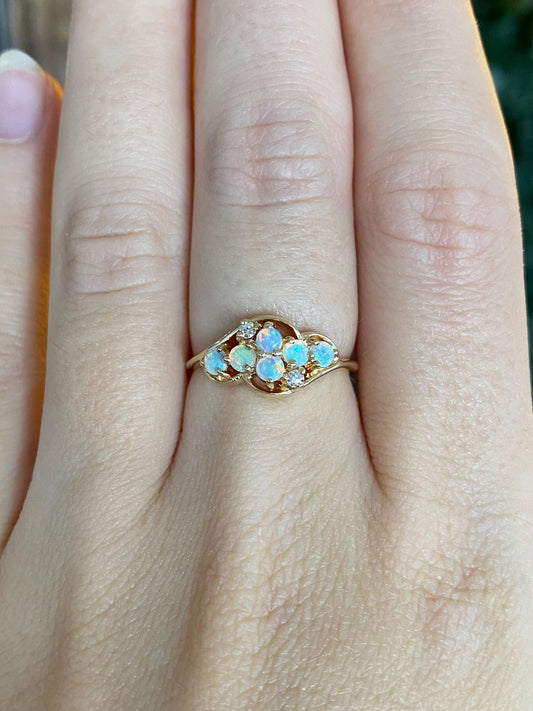 Vintage Solid 14k Yellow Gold Diamonds Opals Ring - Size 6.25