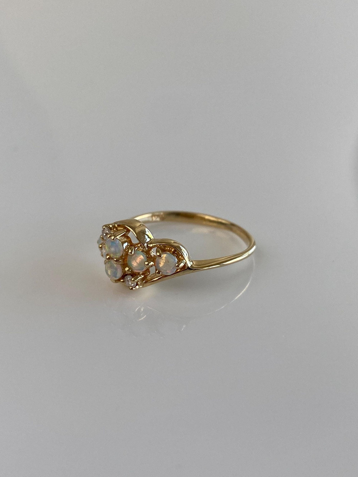 Vintage Solid 14k Yellow Gold Diamonds Opals Ring - Size 6.25