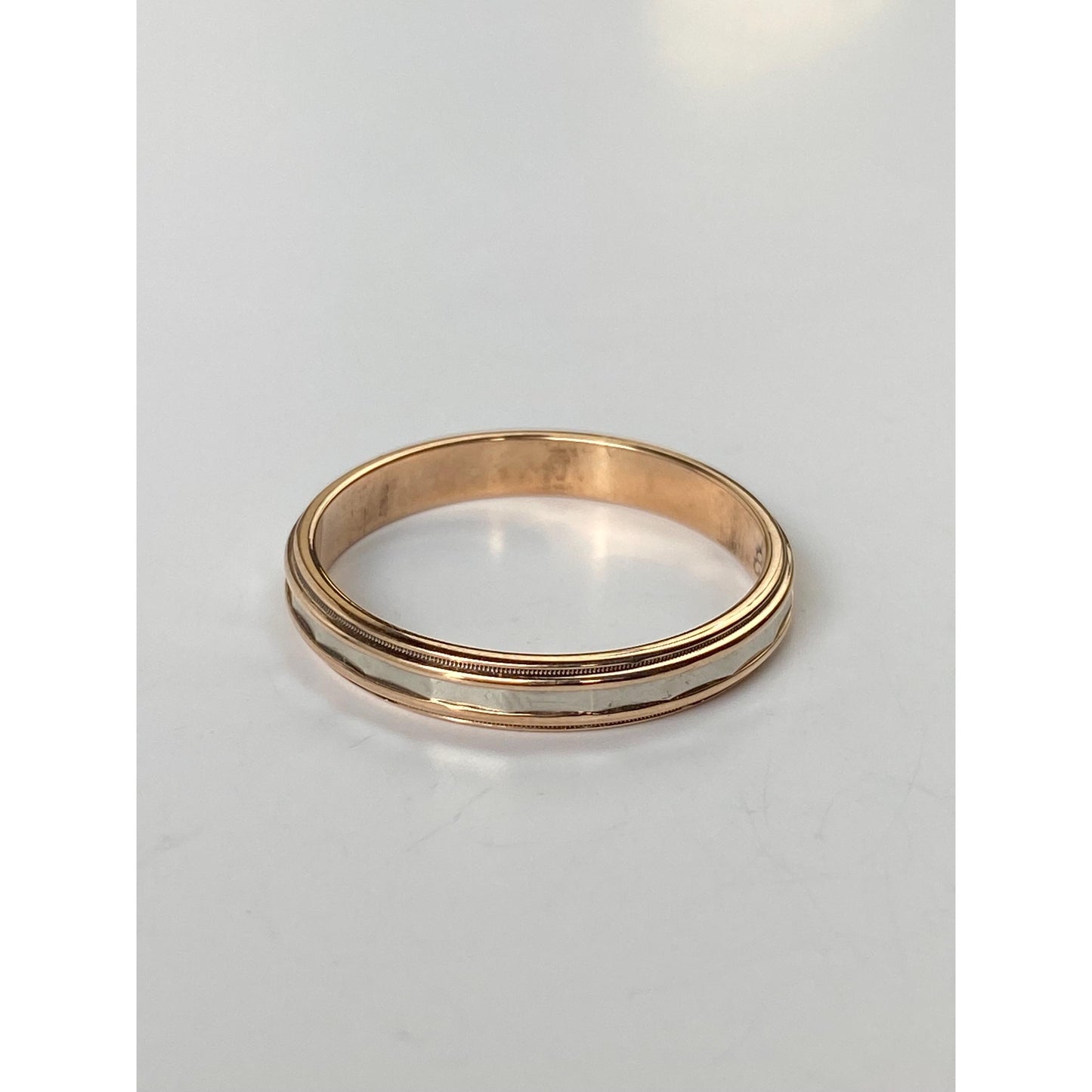 Vintage Solid 14k White & Yellow Gold Faceted Milgrain Ring Band - Size 10.5