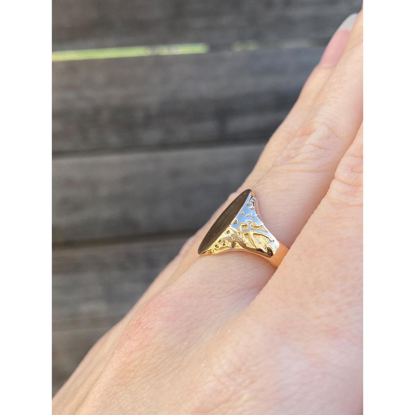 Vintage Solid 10k Yellow Gold Designed Signet Ring - Size 8.5