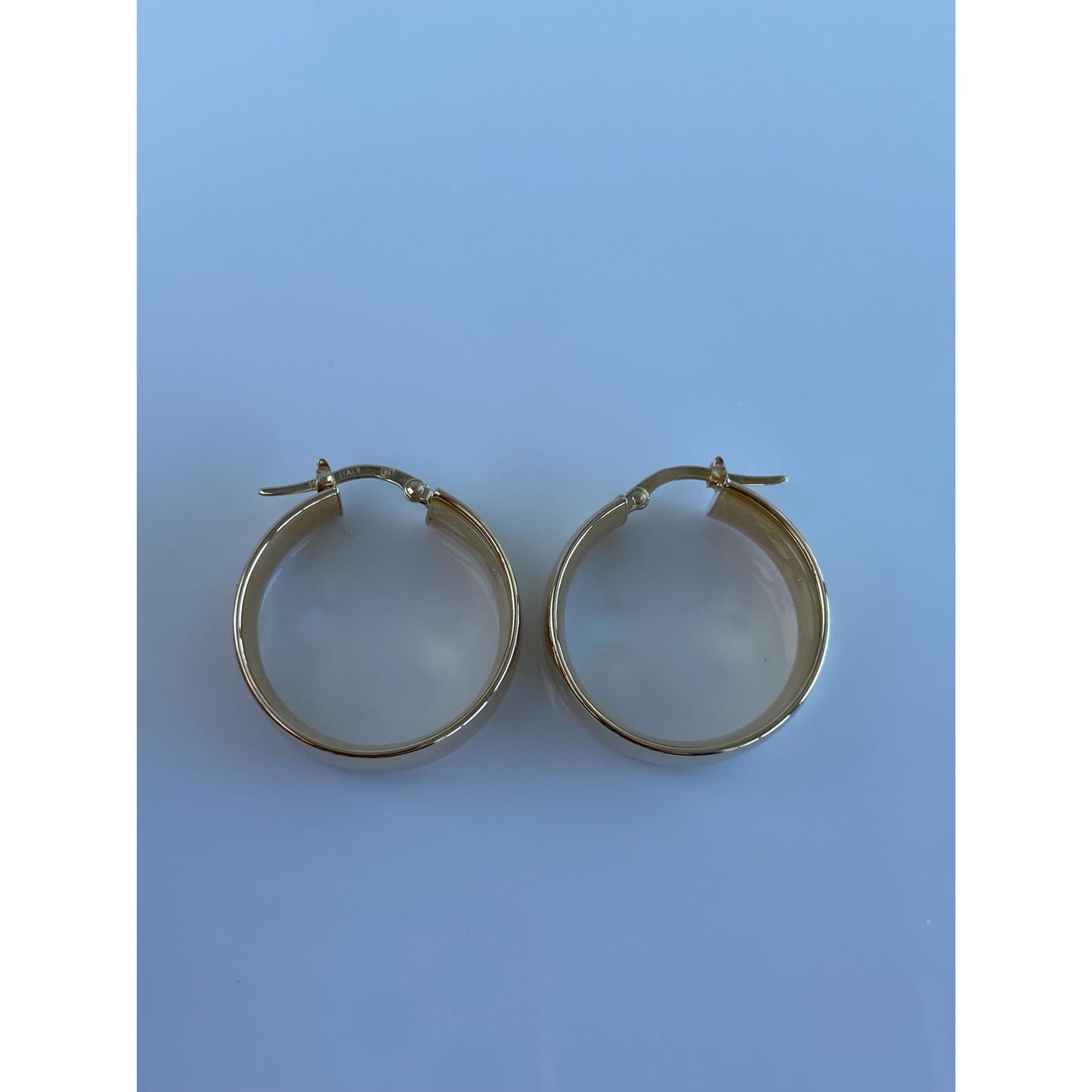 Vintage 14k Yellow Gold Chunky Hoop Earrings