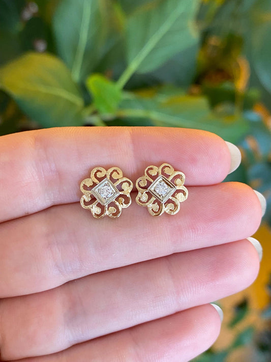 Vintage Solid 14k White & Yellow Gold Diamond Spiral Flower Stud Earrings