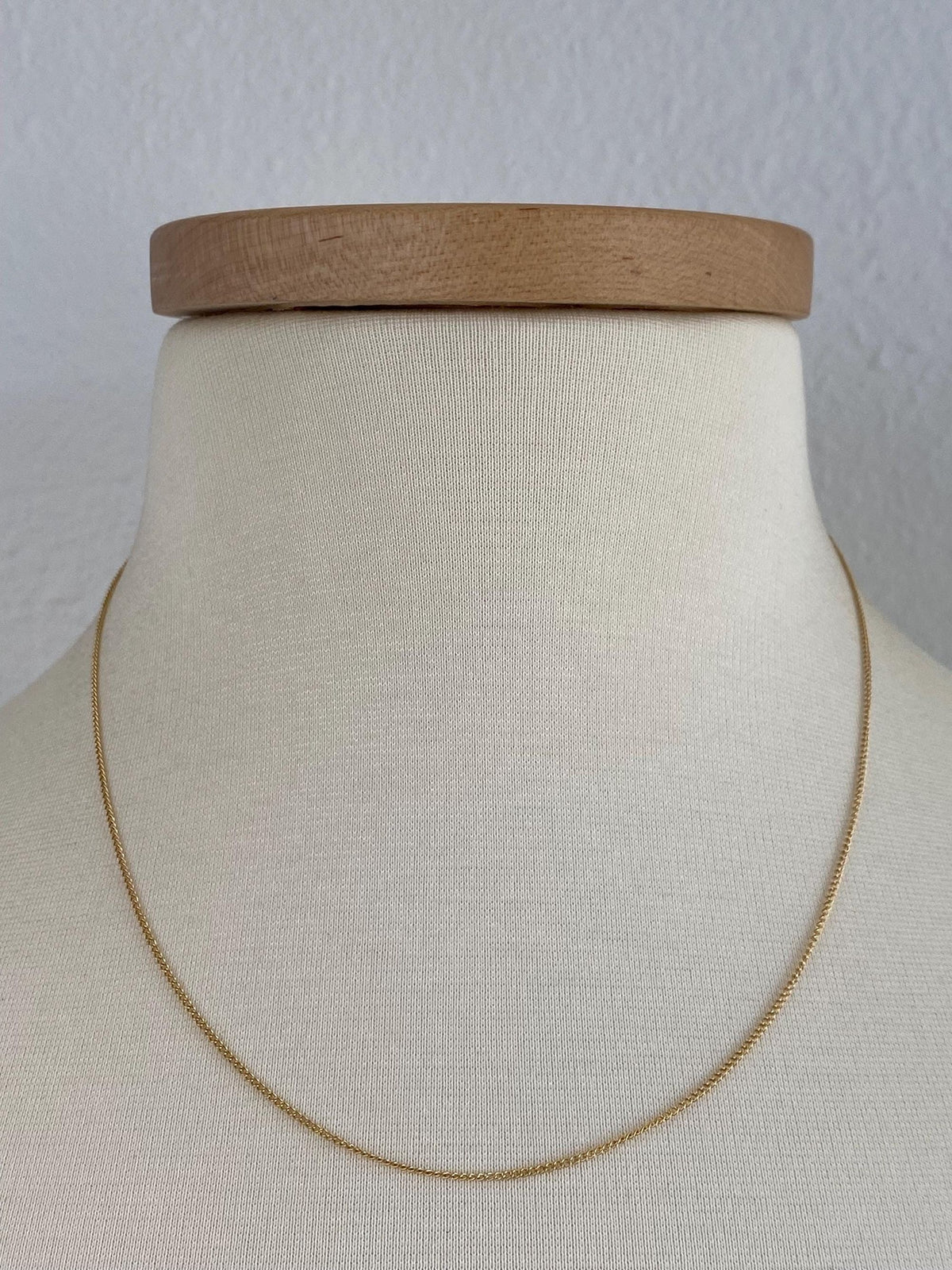 Vintage Solid 14k Yellow Gold Dainty Curb Chain Necklace - 18.5 inches