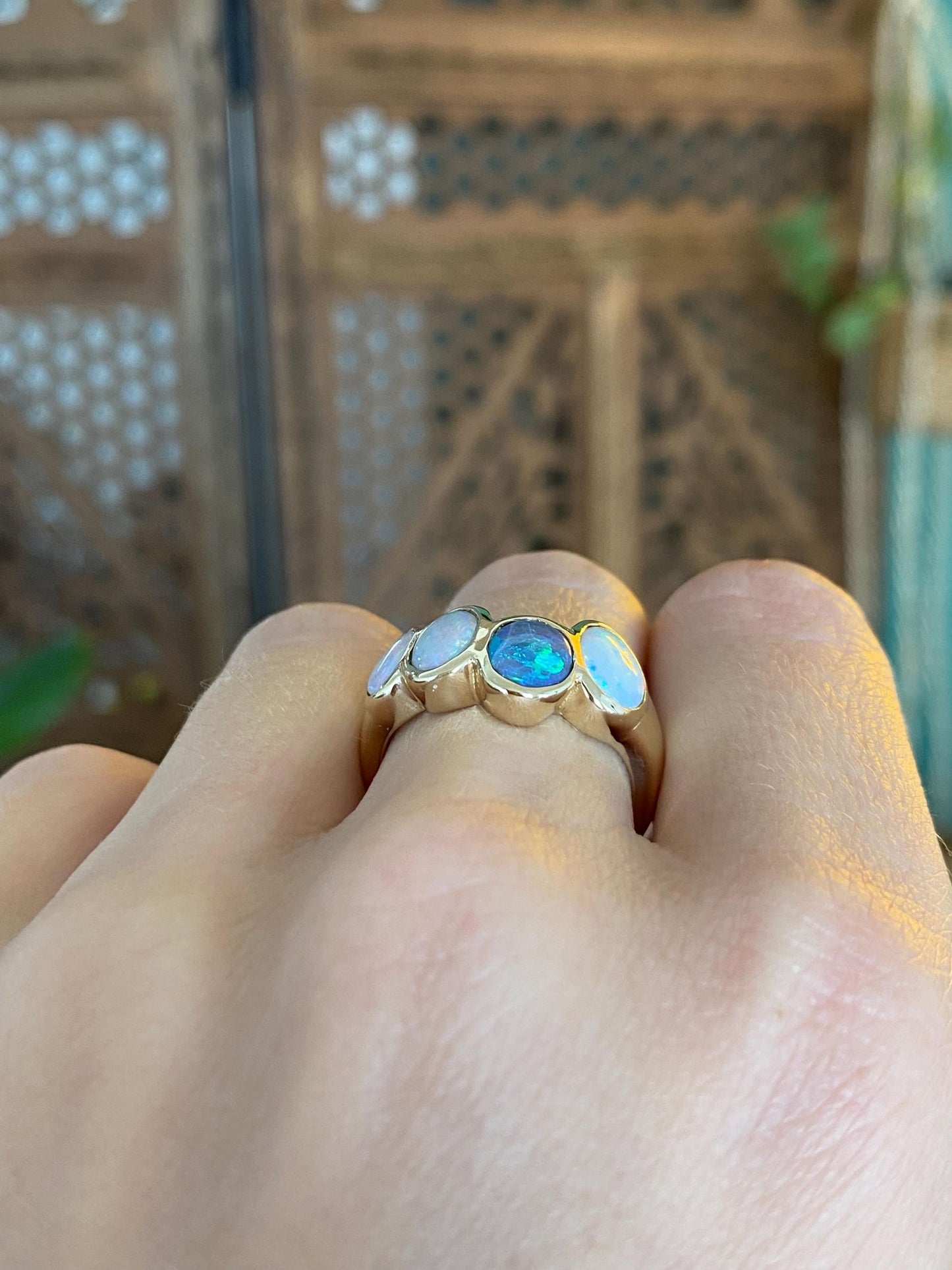 Vintage Solid 14k Yellow Gold Opal Row Ring - Size 7.25