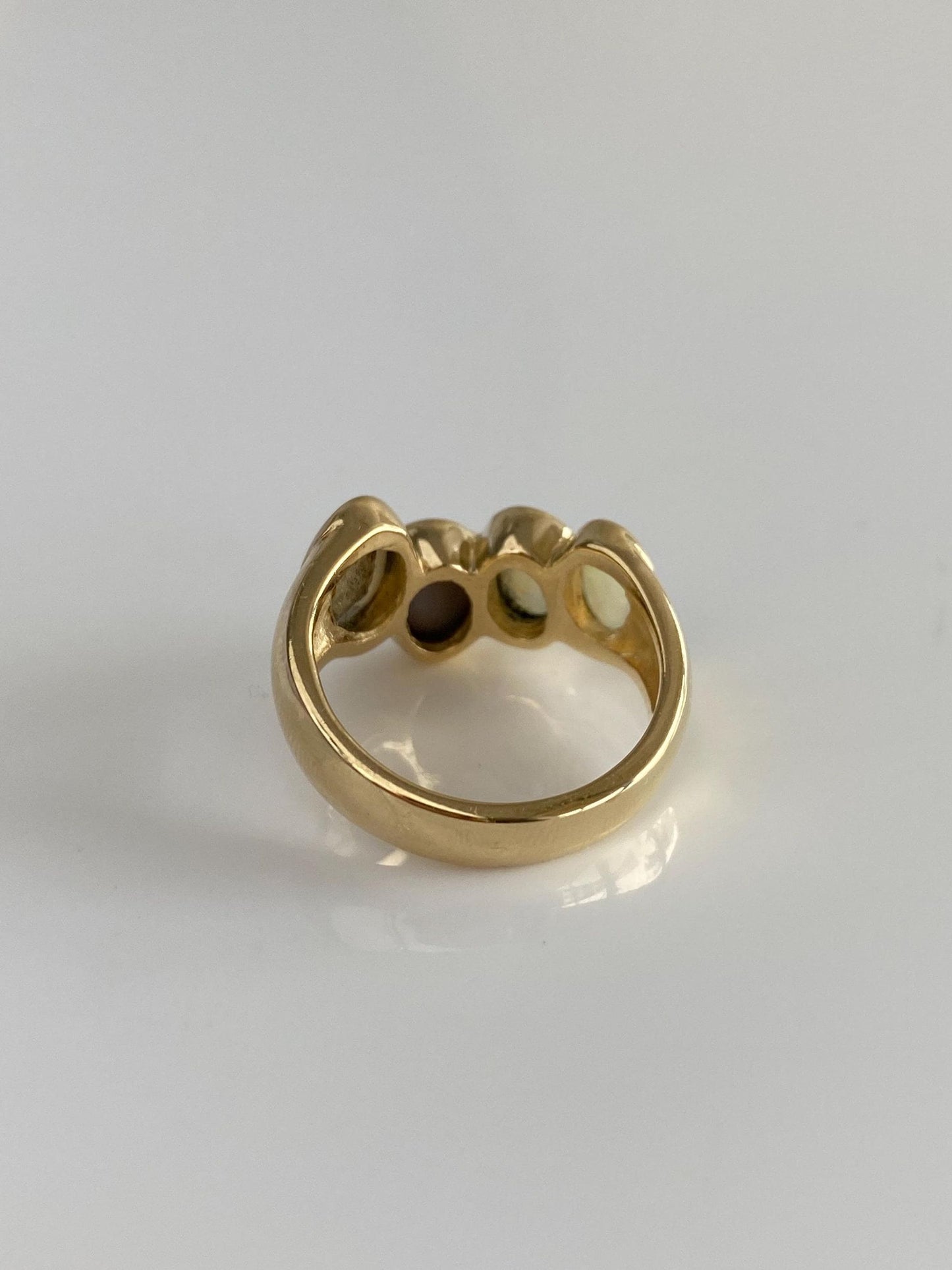 Vintage Solid 14k Yellow Gold Opal Row Ring - Size 7.25