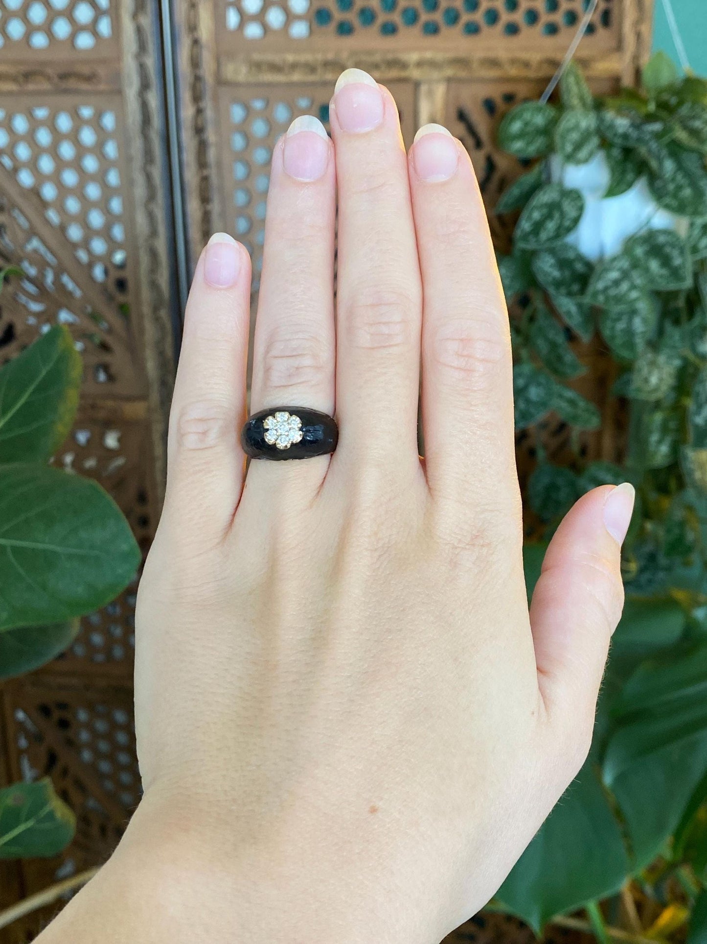 Vintage Solid 14k Yellow Gold Black Enamel Diamond Flower Ring Band - Size 5.25