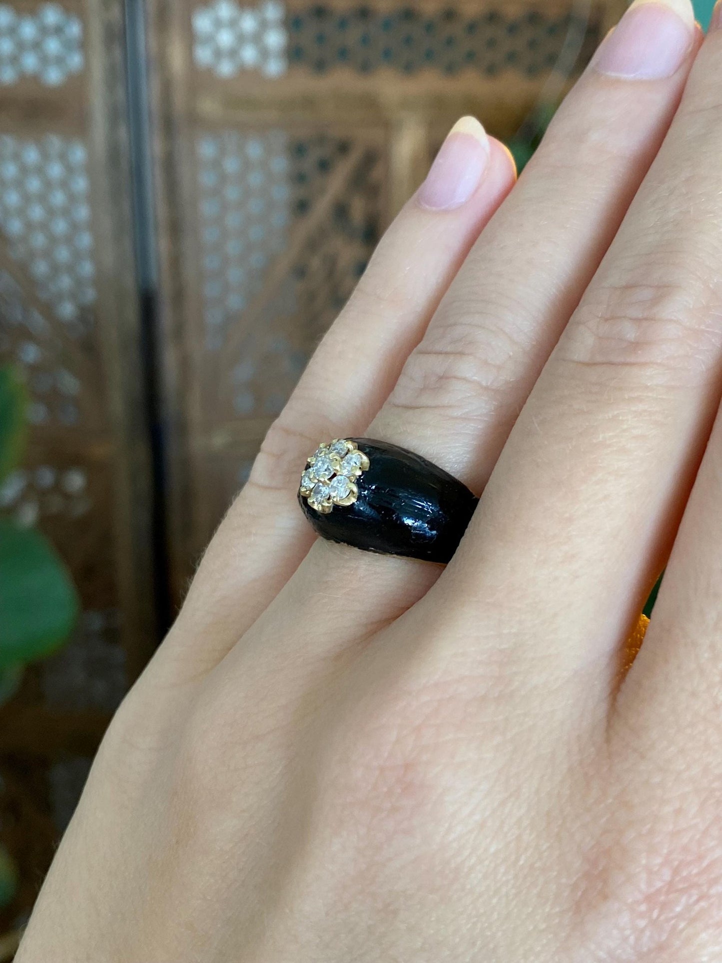 Vintage Solid 14k Yellow Gold Black Enamel Diamond Flower Ring Band - Size 5.25