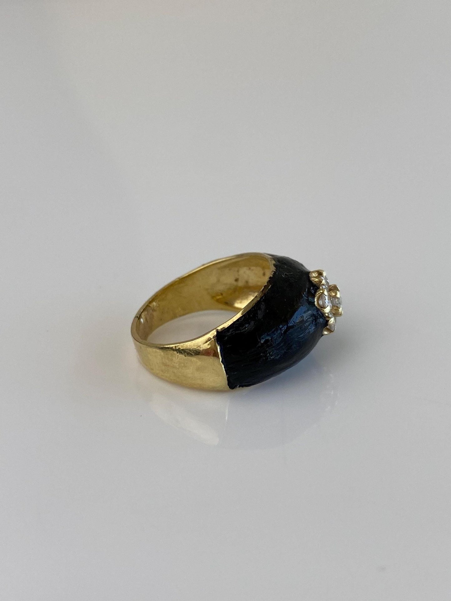 Vintage Solid 14k Yellow Gold Black Enamel Diamond Flower Ring Band - Size 5.25