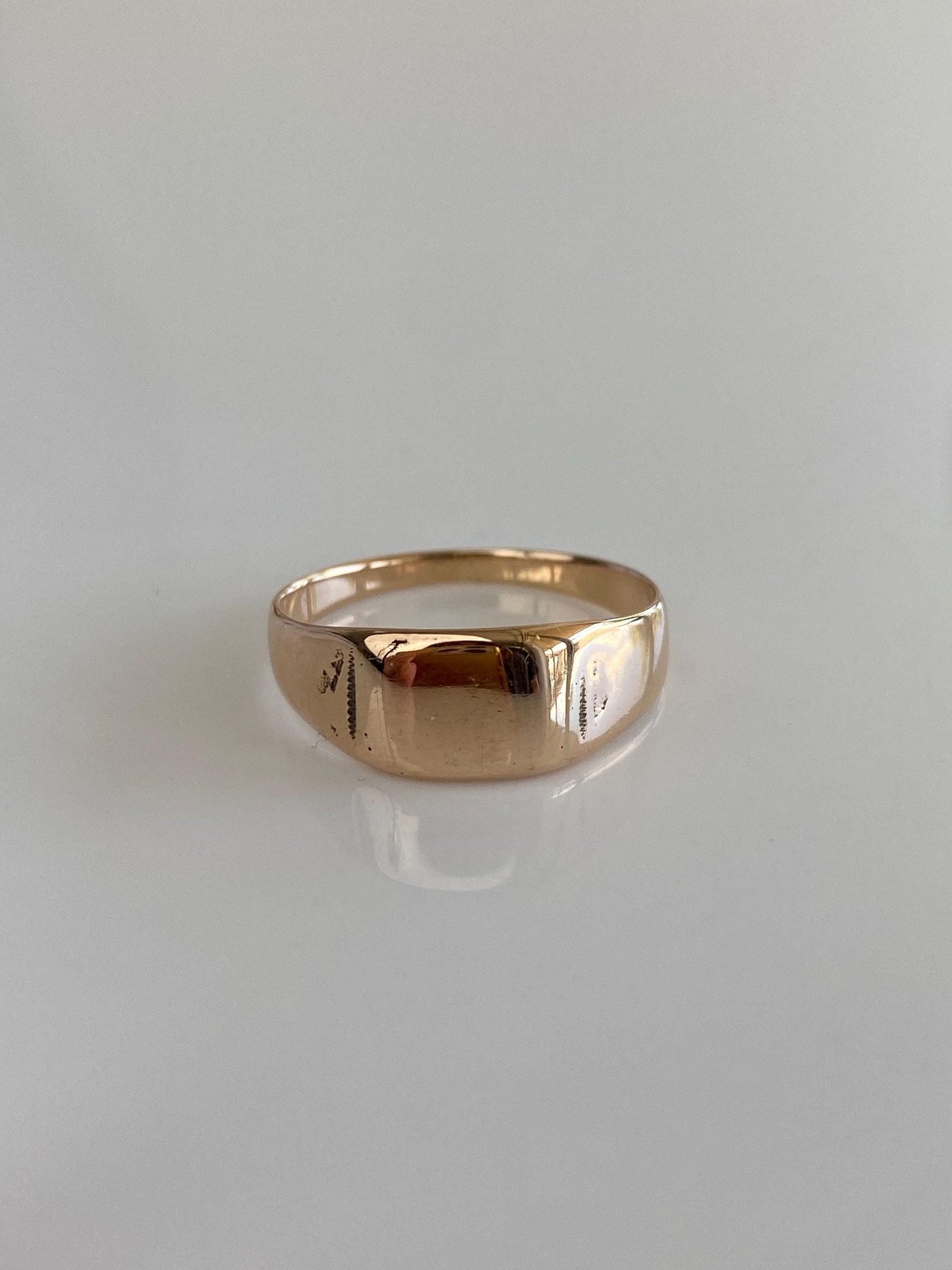 Vintage Solid 12k Rosey Gold Ring - Size 7.75