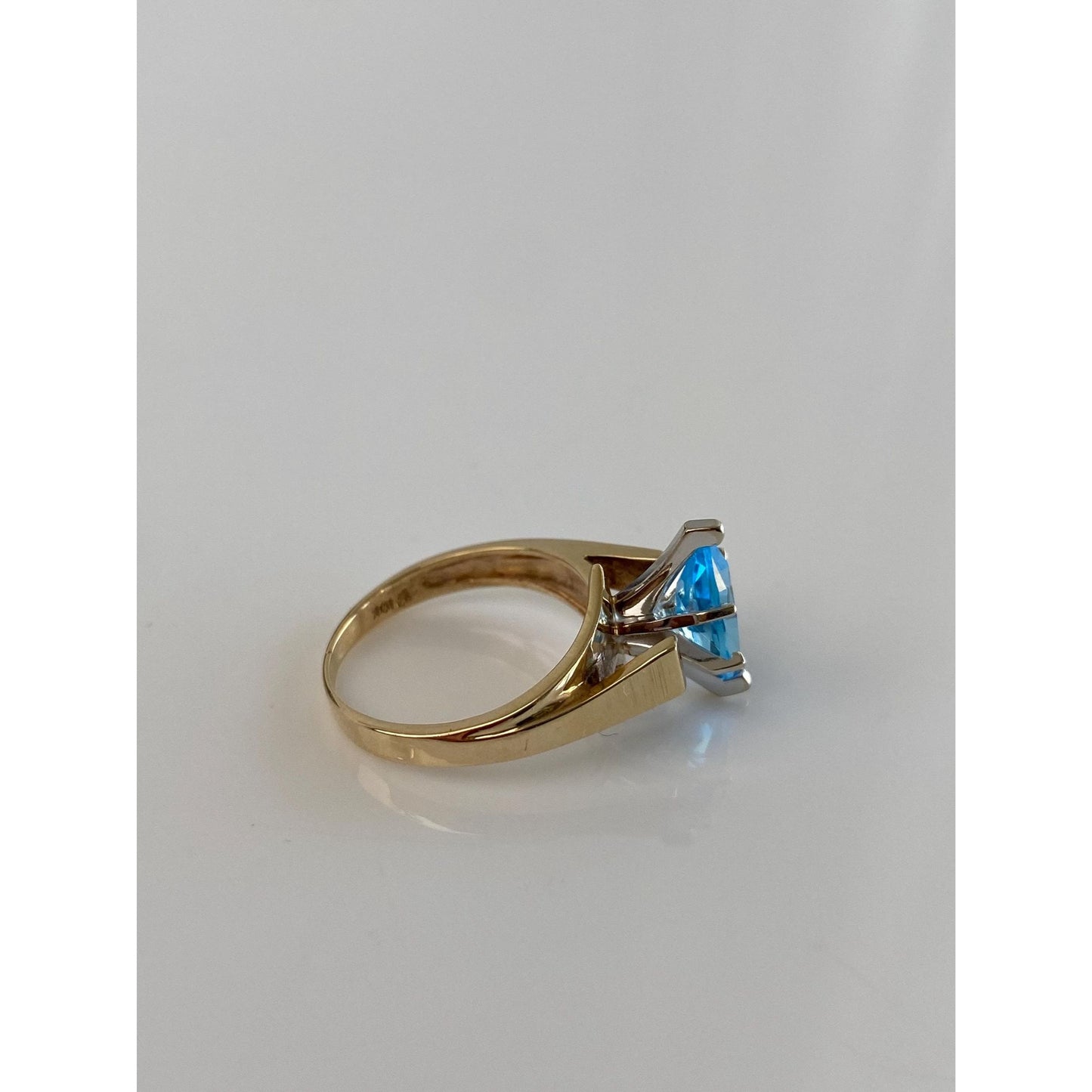Vintage Solid 10k White & Yellow Gold Marquis Topaz Ring - Size 5