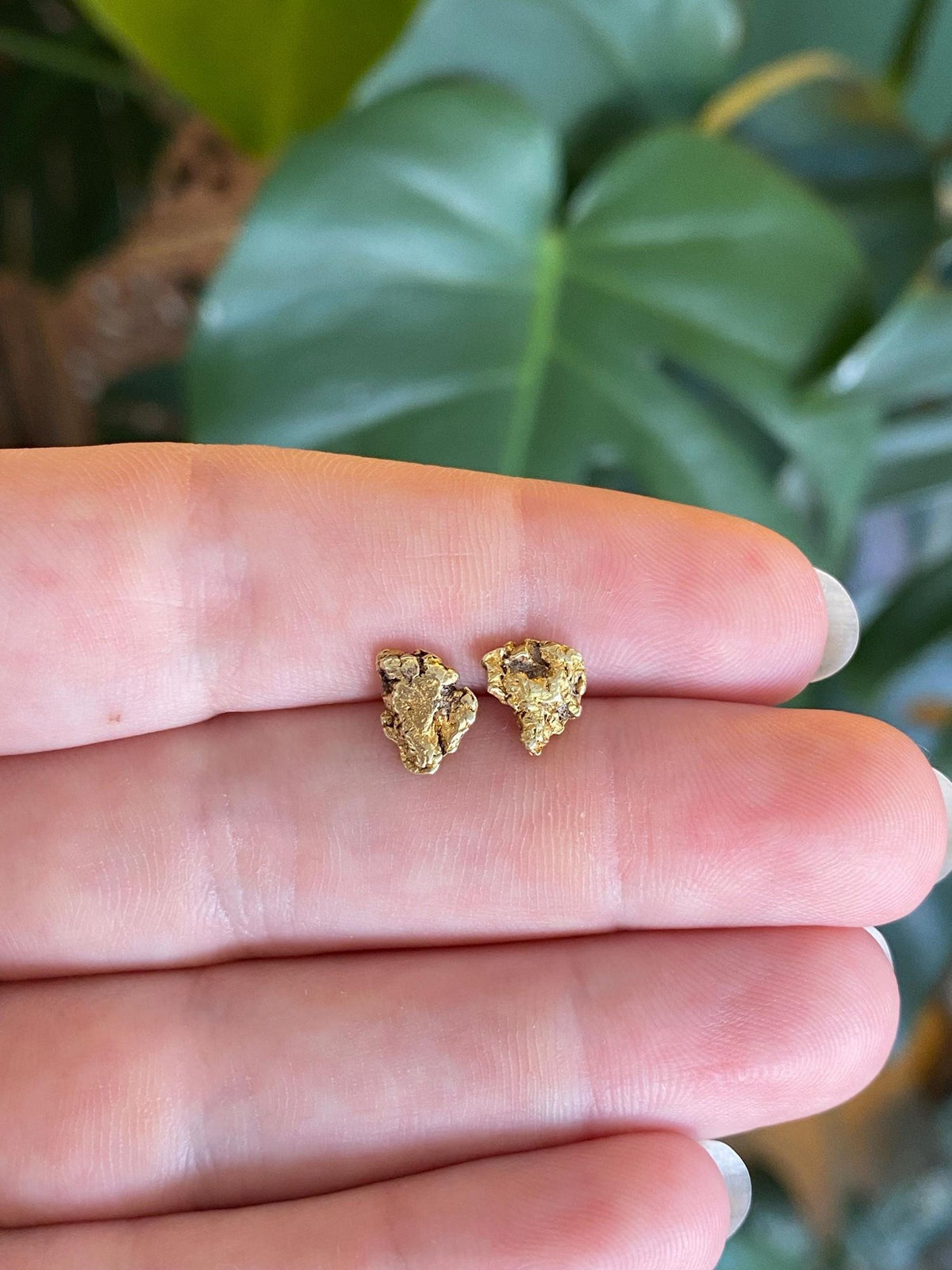 Vintage Solid 14k & 18k Yellow Gold Nugget Stud Earrings