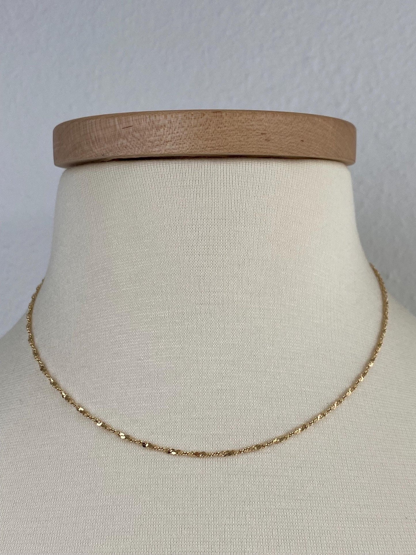 Vintage Solid 14k Yellow Gold Twisted Serpentine Chain Necklace - 16.75 inches