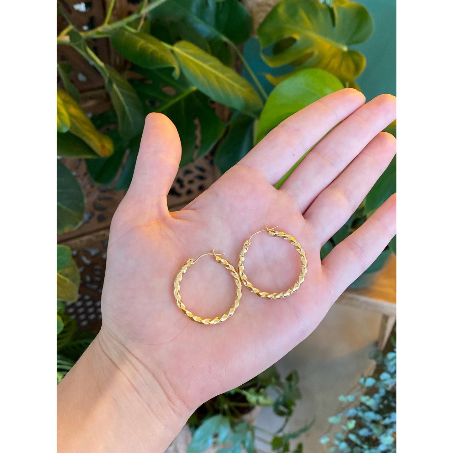 Vintage 14k Yellow Gold Twisted Hoop Earrings