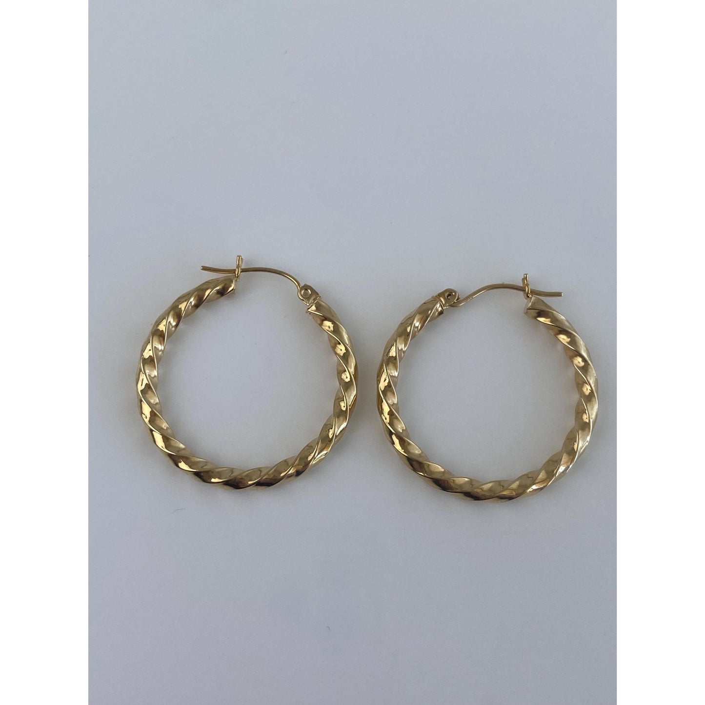Vintage 14k Yellow Gold Twisted Hoop Earrings