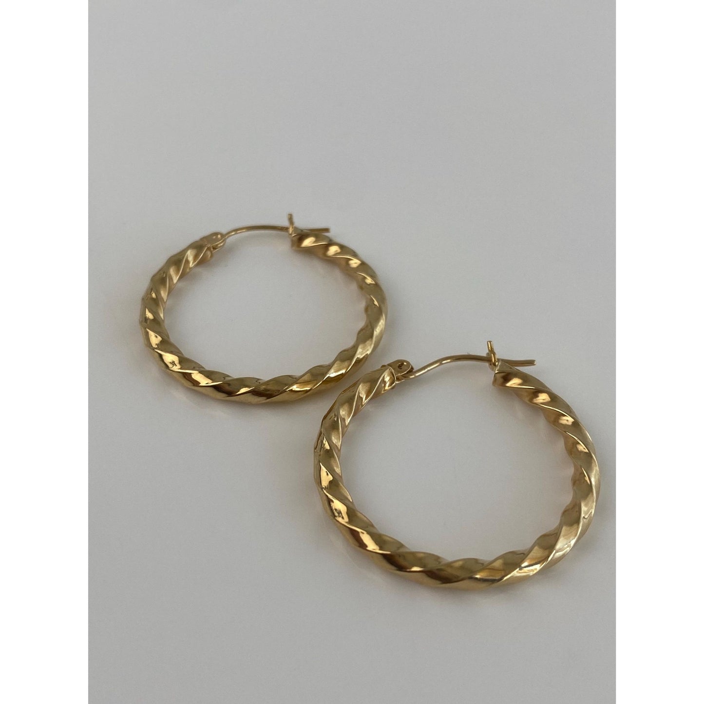 Vintage 14k Yellow Gold Twisted Hoop Earrings