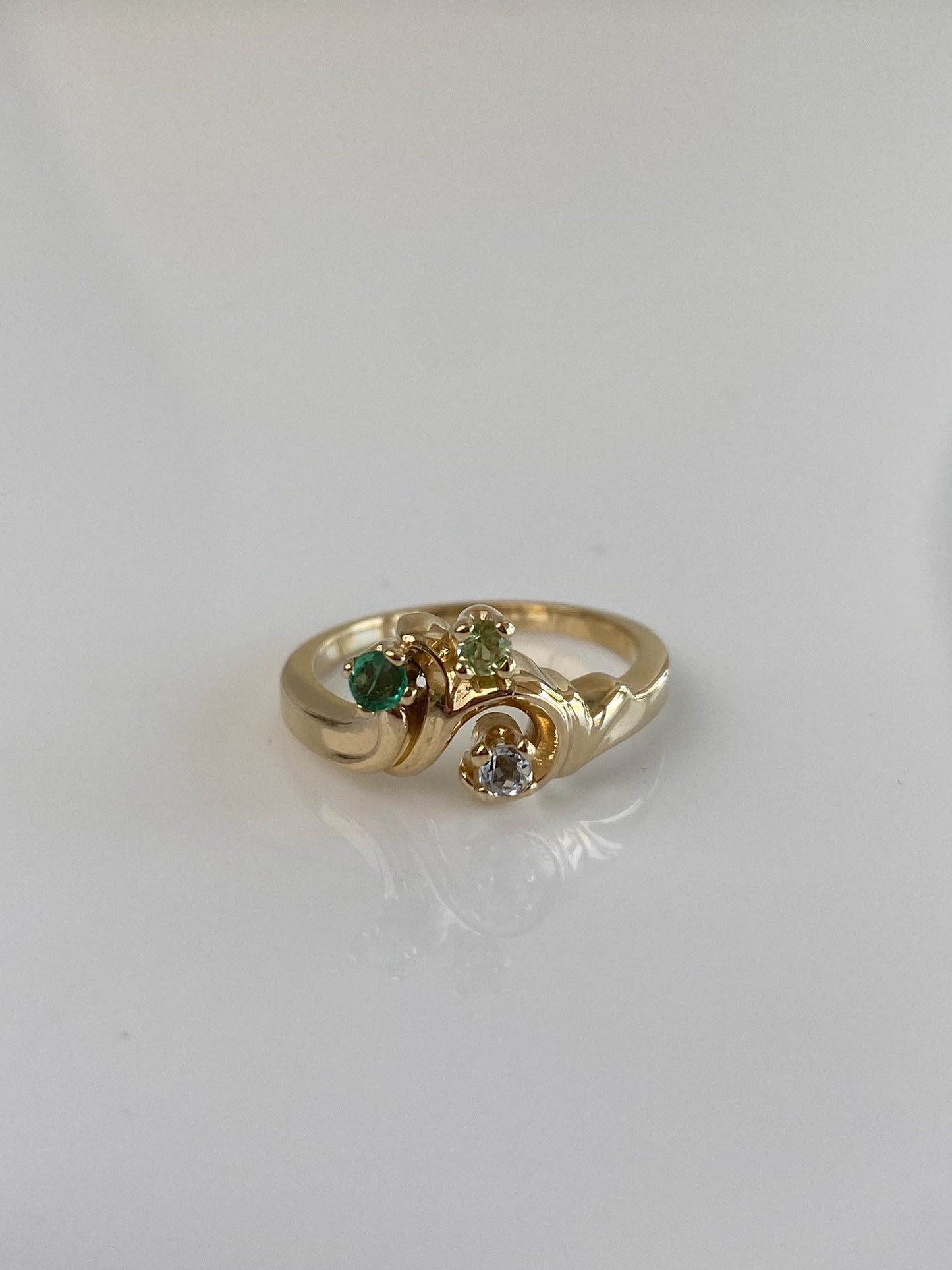Vintage Solid 14k Yellow Gold Clear Lemon Quartz & Emerald Ring - Size 6