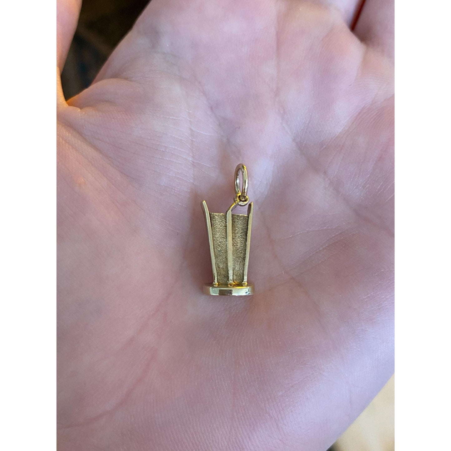 Vintage Solid 8k Yellow Gold Berlin Wall Charm