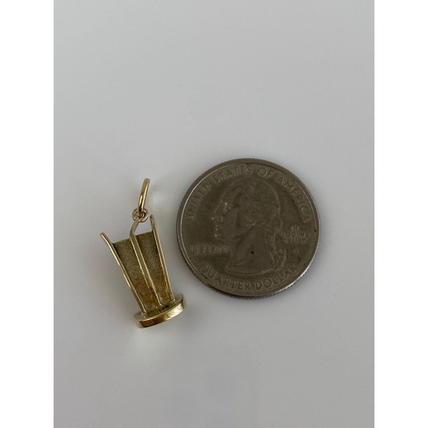 Vintage Solid 8k Yellow Gold Berlin Wall Charm