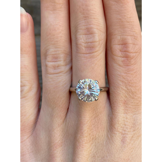 Vintage Solid 14k White Gold Clear Sapphire Ring - Size 7.75