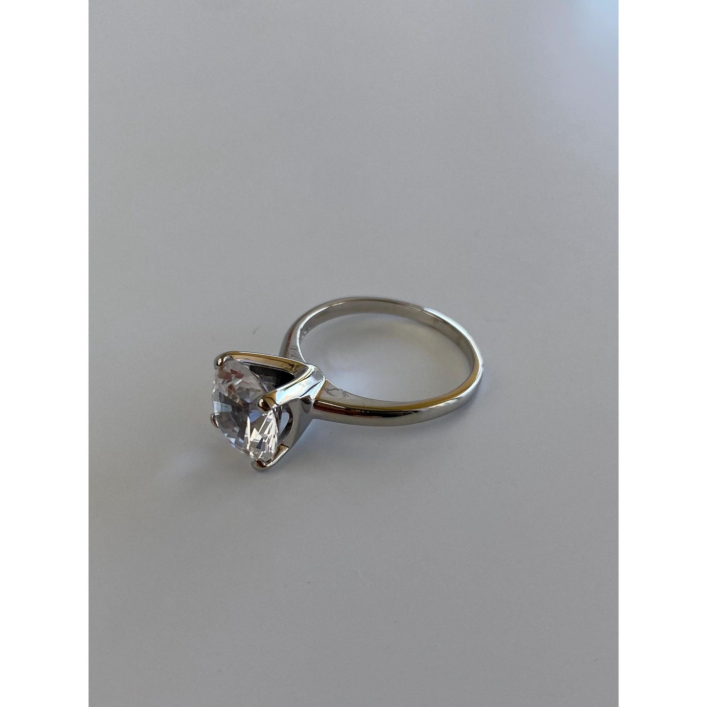 Vintage Solid 14k White Gold Clear Sapphire Ring - Size 7.75