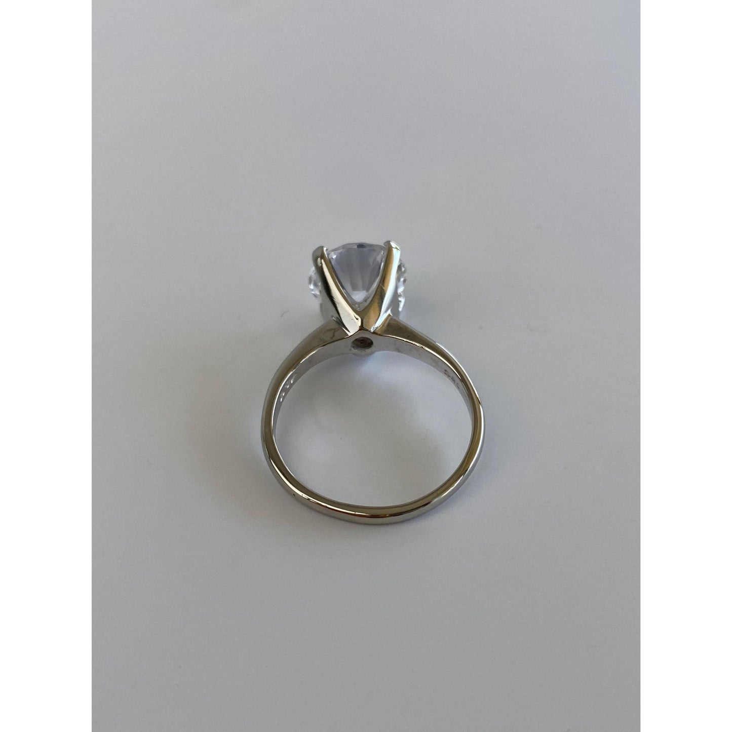 Vintage Solid 14k White Gold Clear Sapphire Ring - Size 7.75